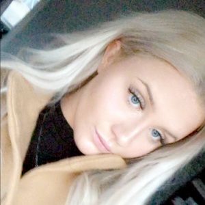 Meet your Posher, Jillian